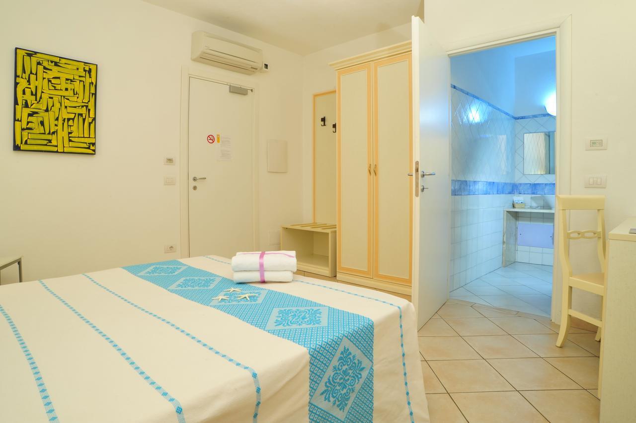 Stella Marina 3* San Teodoro (Sardinia)